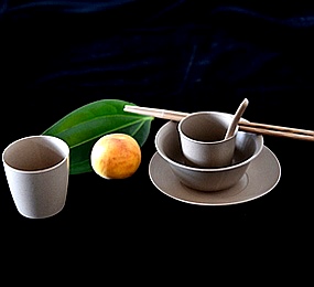 一次性可降解环保餐具 一次性可降解环保餐具